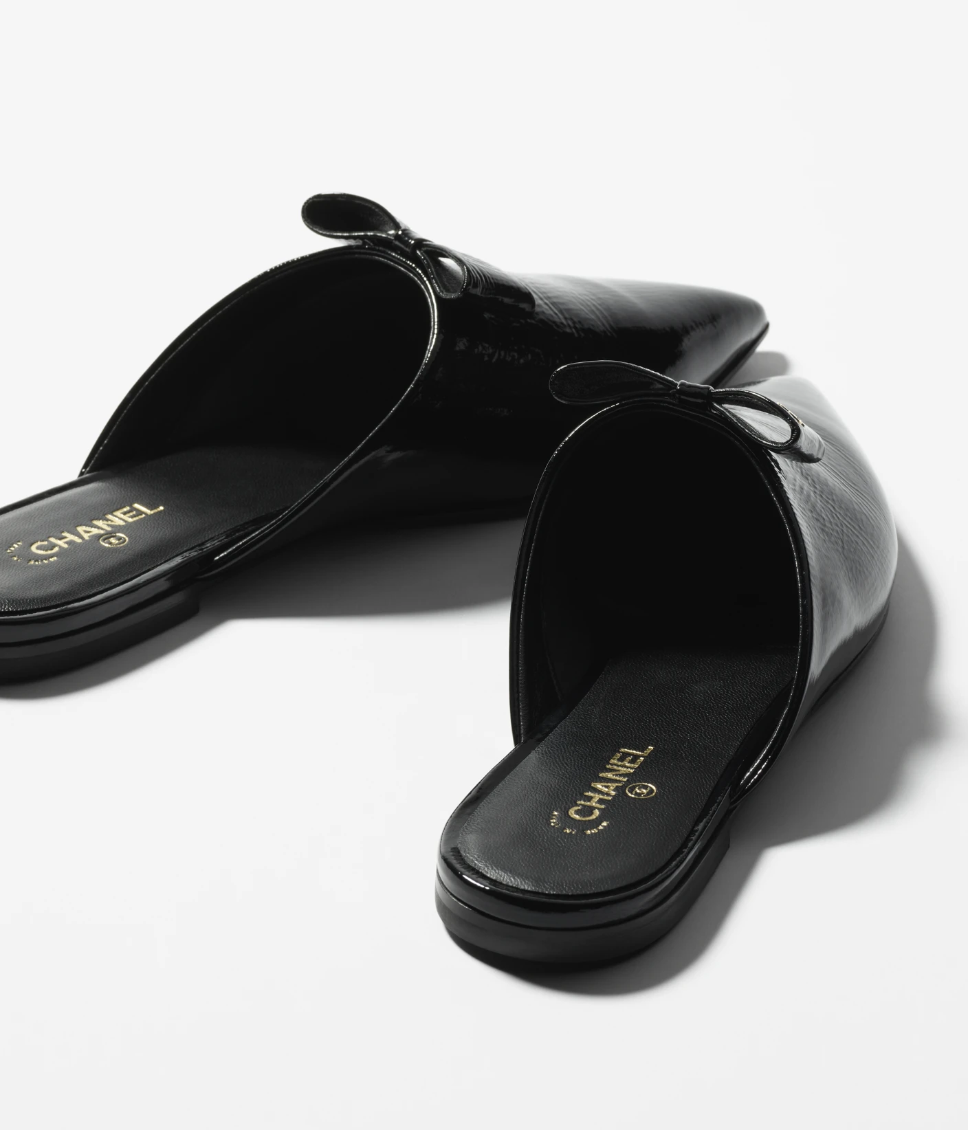 Chanel 2024/25 Métiers d’art Mules - Image 3